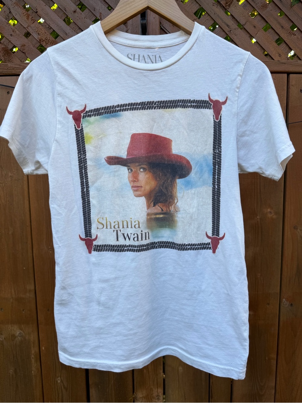 SHANIA TWAIN Official Merchandise Graphic Tee